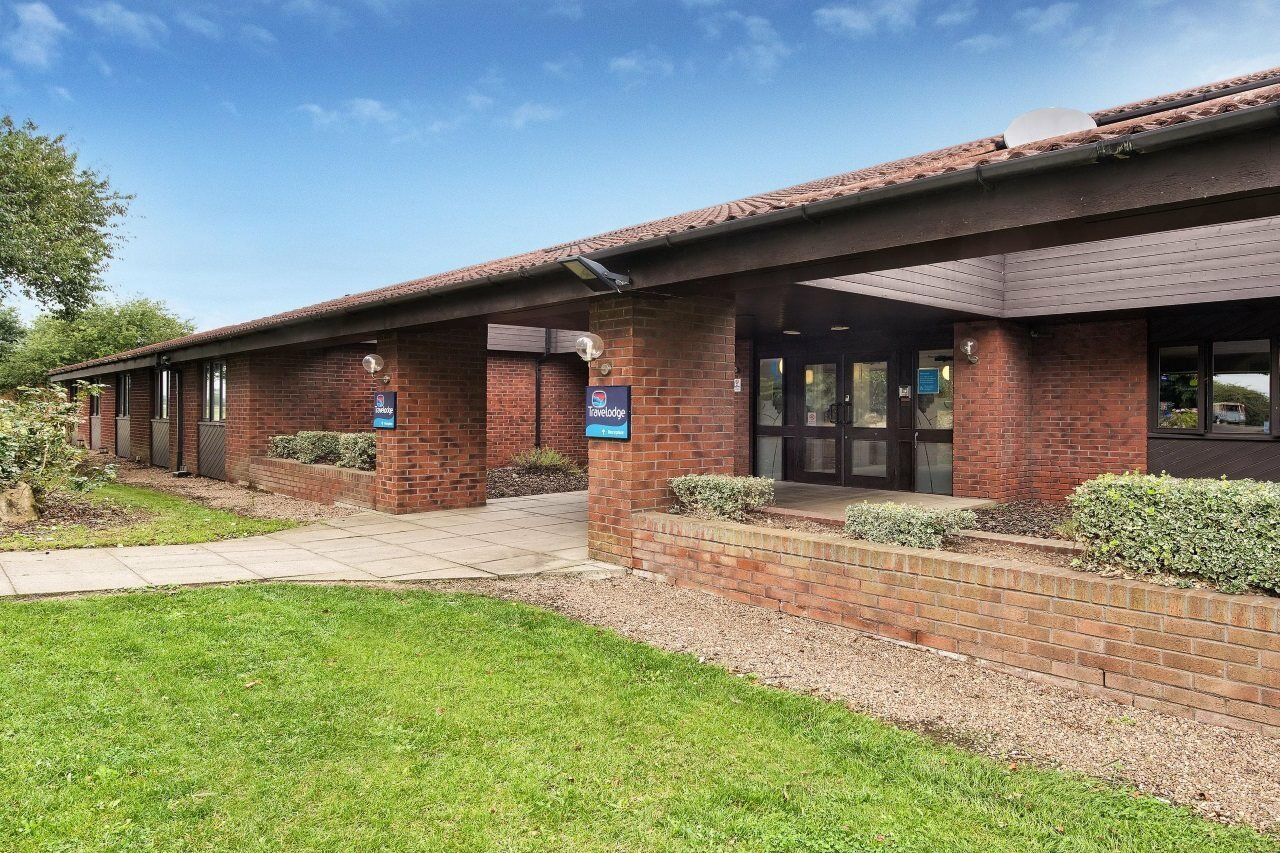 Travelodge Newark North Muskham Norwell Exterior photo